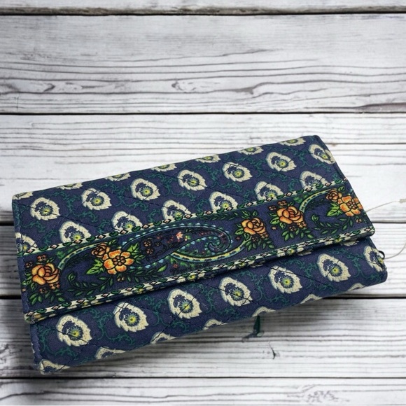 Vaspart Sack Quilted Fabric Wallet Coin
Purse Blue & White Paisley, floral - Picture 1 of 10
